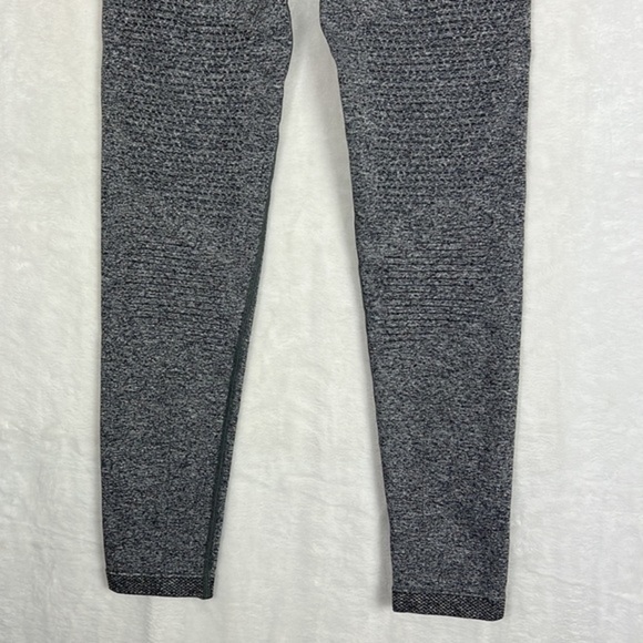 ECHT Arise Series High Waisted Grey Tights Vented Seamless Leggings Size Medium - Picture 11 of 17